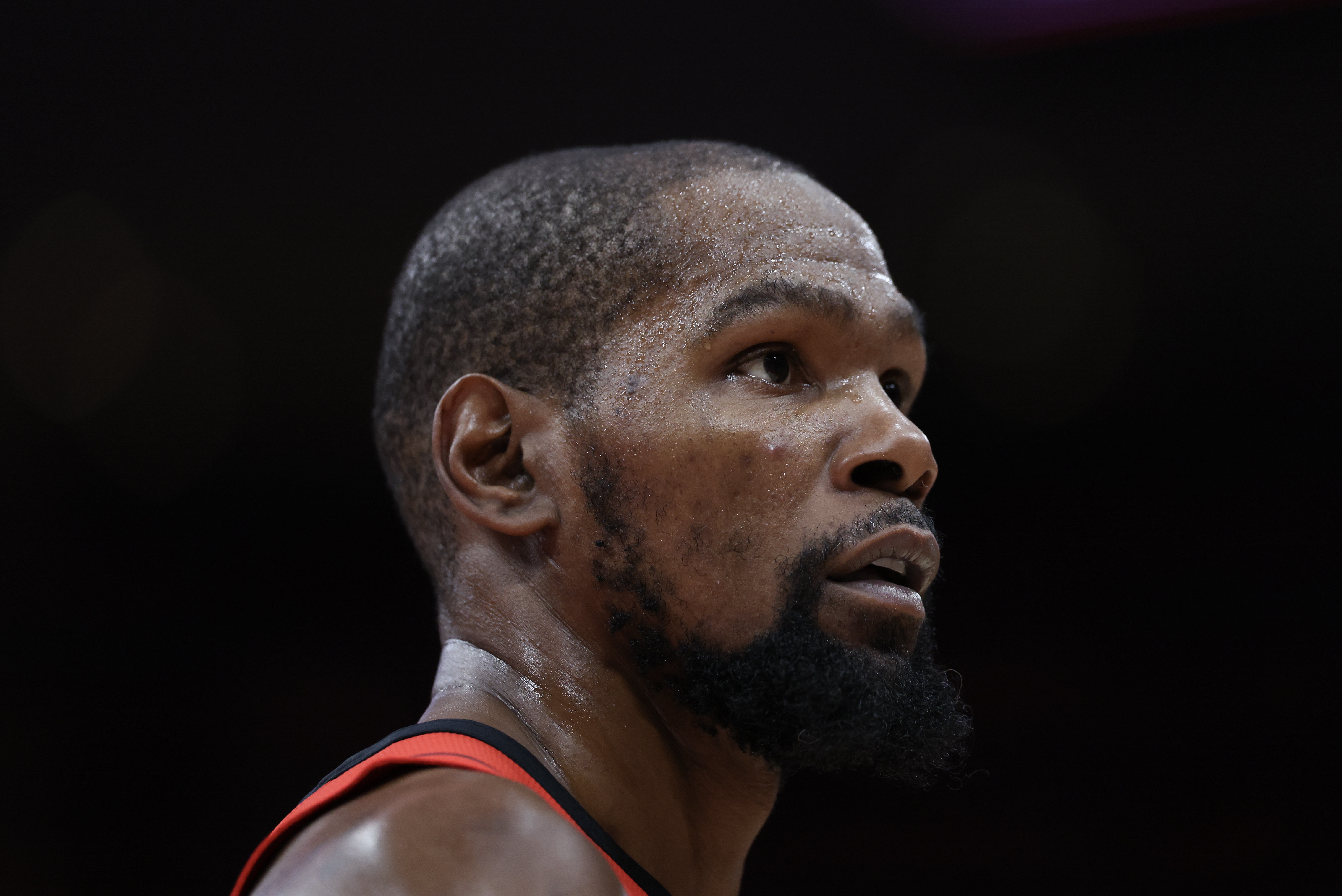 开云网页版-不应该啊！杜兰特三分犯规送哈里斯三罚机会 后者3罚2中